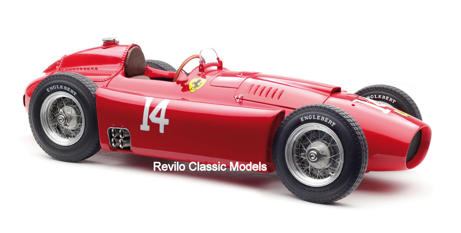 大人女性の 1/18 CMC 1956 ロングノーズ D50 フェラーリ ランチア 