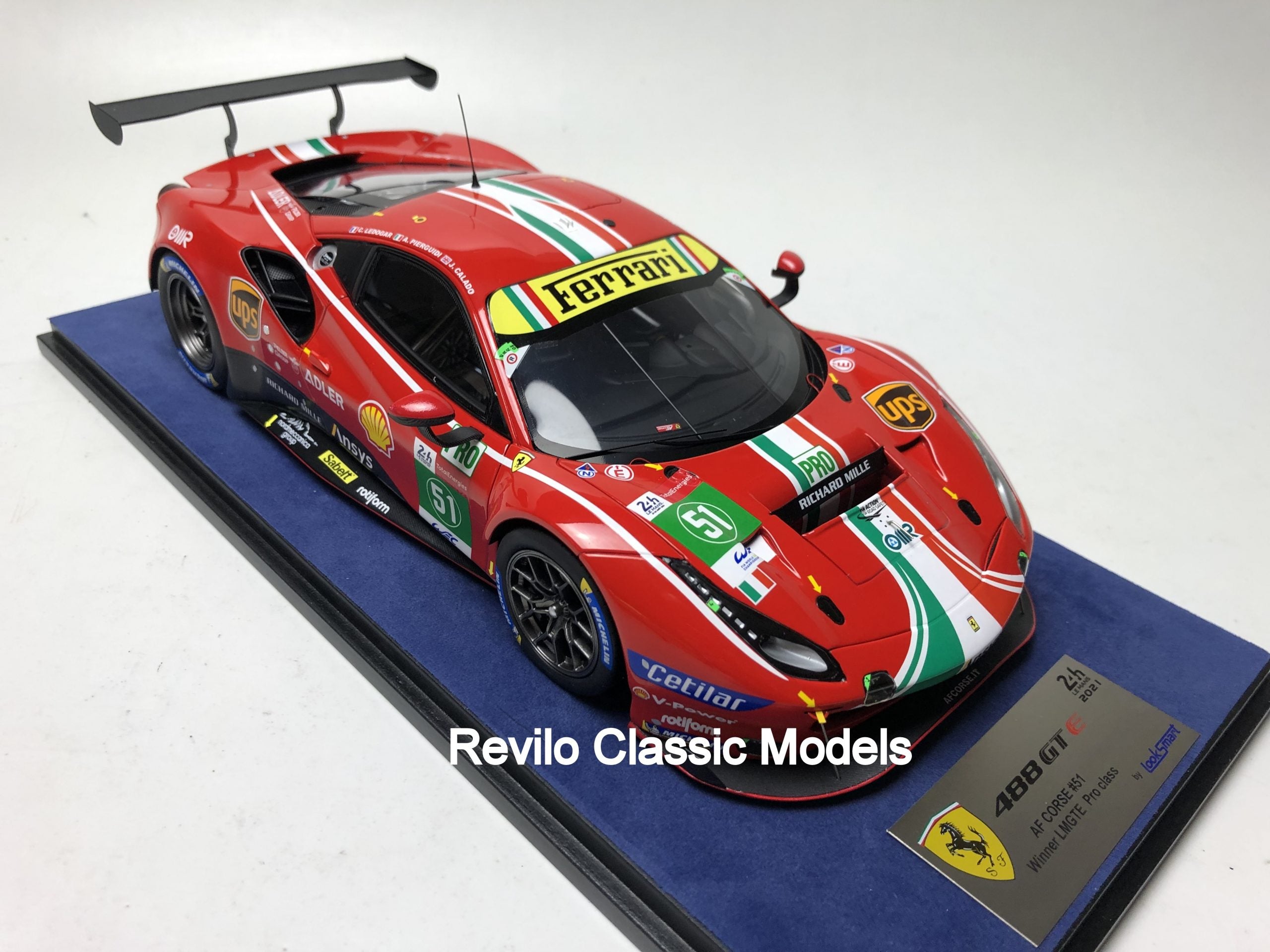BBR 1:18 scale Ferrari 488 GTE Le Mans class winner #51 – Revilo 