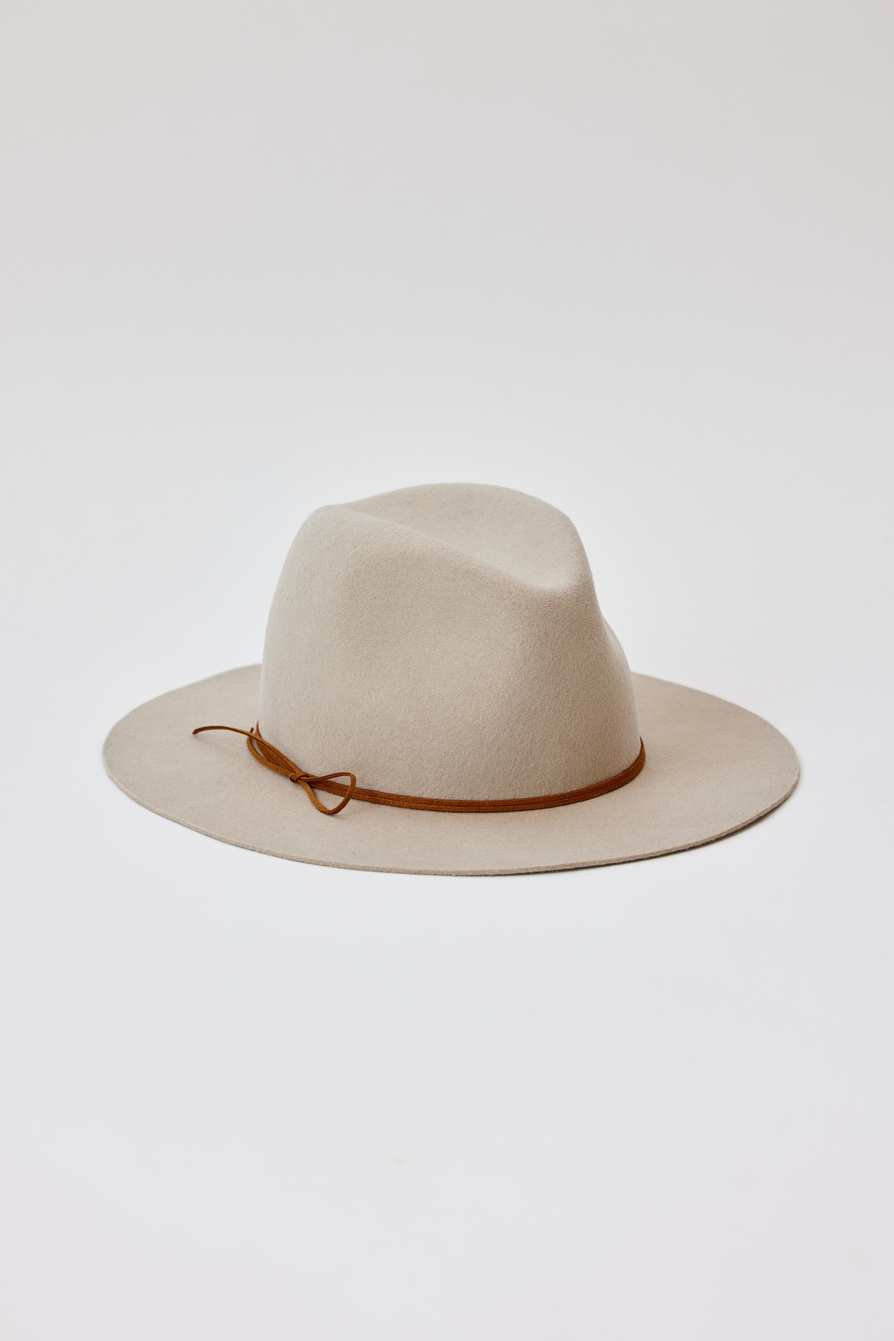 Amelia w/ Sueded Tie Trim