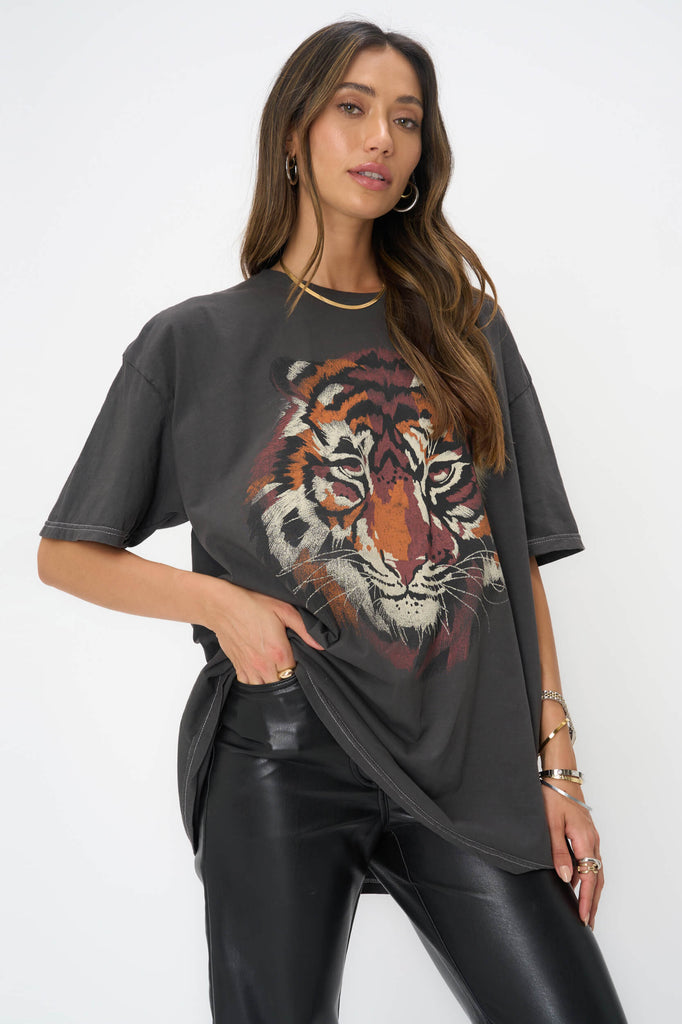SOCIAL Oversized PROJECT – T Sweatshirt Black Tiger -