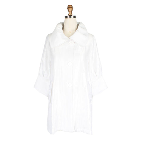 Damee Nyc Shimmery Signature Swing Jacket In Snow White 200 Snw