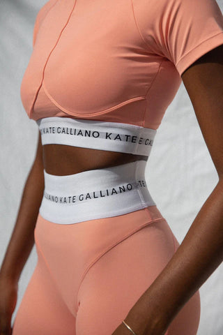 apricot cropped sports tee - The Advantages of Seamless Activewear - kate galliano activewear