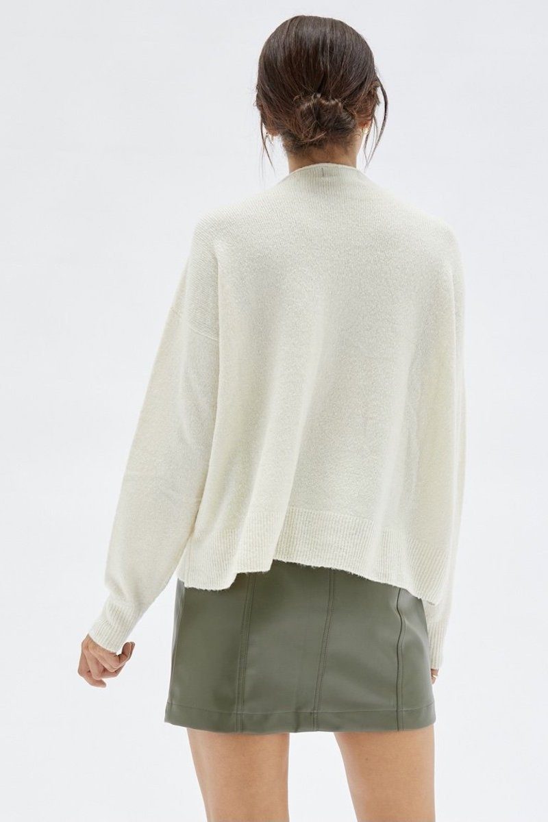 Atar Funnel Neck Knit Top