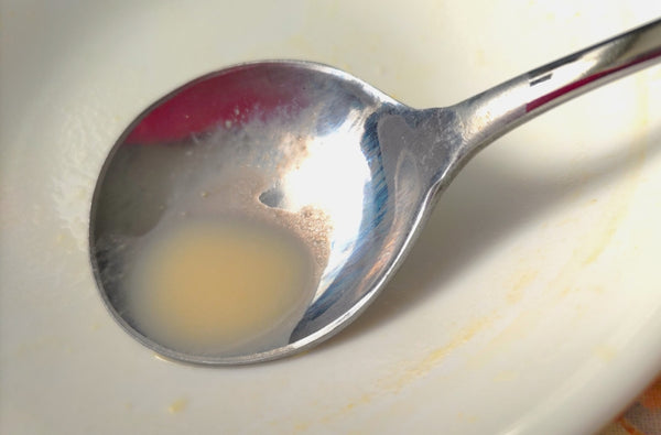スープ専用スプーンは、つぼが深めで大きいので、すくいやすく飲みやすい