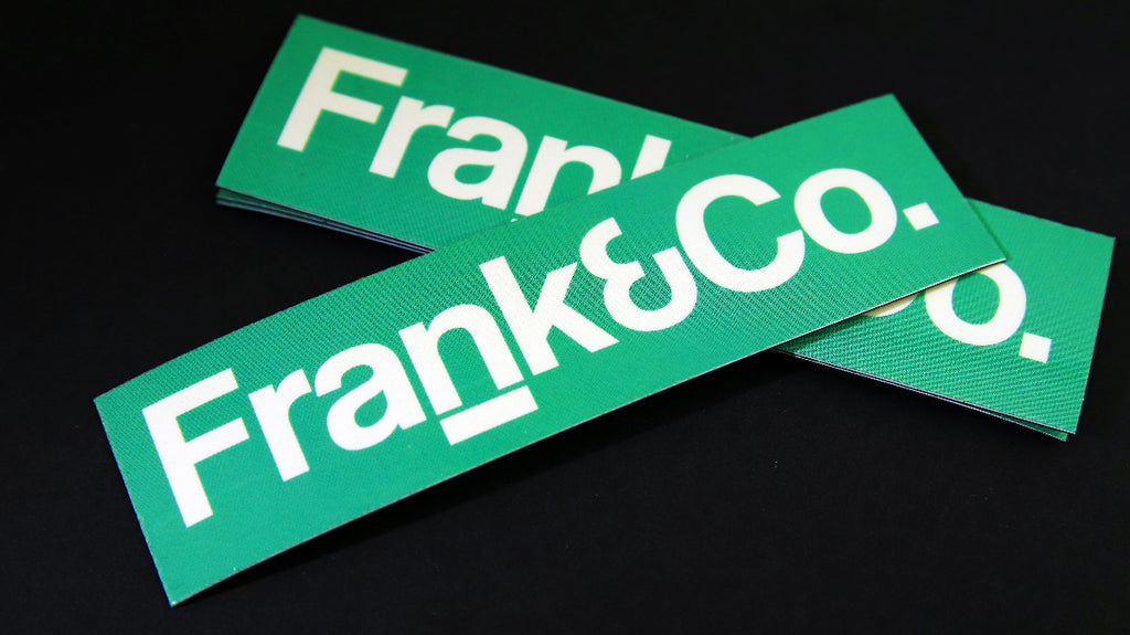 Aimant rectangulaire avec logo frank co