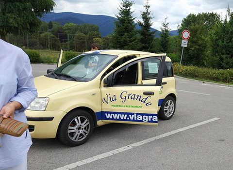 this car seems to advertise an entirely different product when the door opens