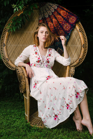 Embroidered maxi dress 