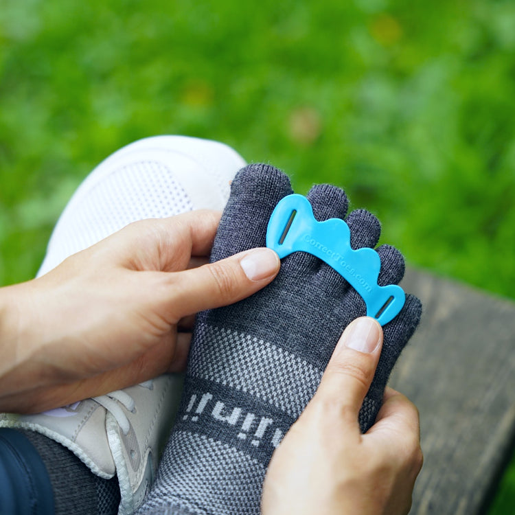 Correct Toes Aqua | Natural Footgear