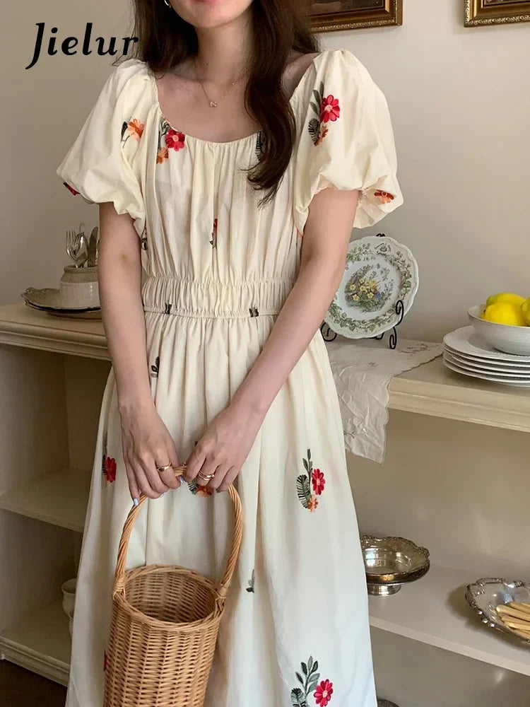 Chic Summer Puff Sleeve Dress with Square Neck