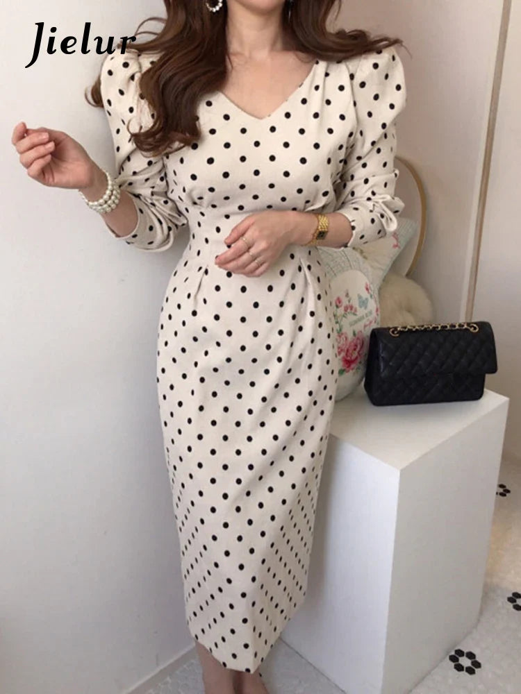Elegant Polka Dot A-Line Dress for Casual Occasions