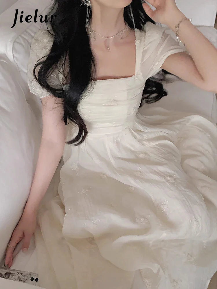 puff sleeve dress