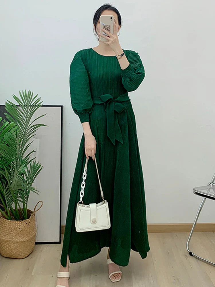 DARKGREEN