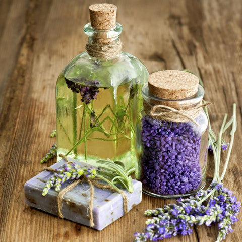 LAVENDER ESSENTIAL OIL- BENEFITS, USES, AND ORIGIN