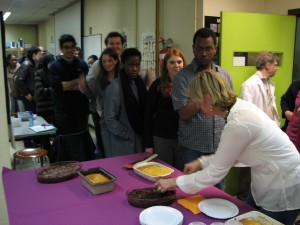 Les étudiants en Pharmacie ont adoré le cake à l'orange de Sabine !