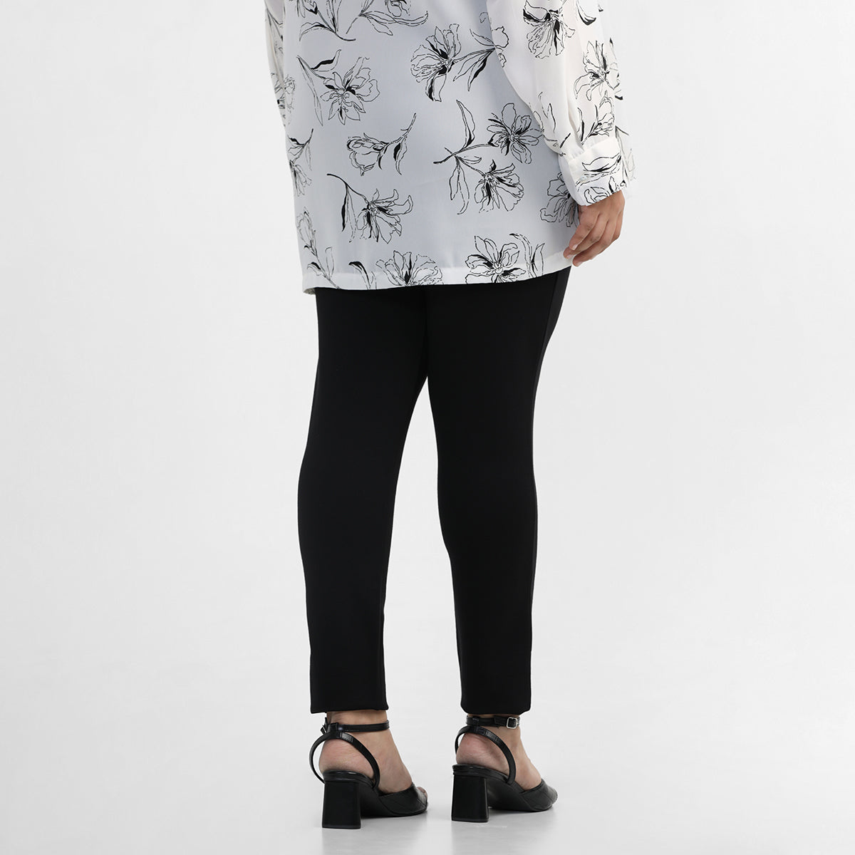 Plus Size - Premium Legging - Floral Black - Torrid