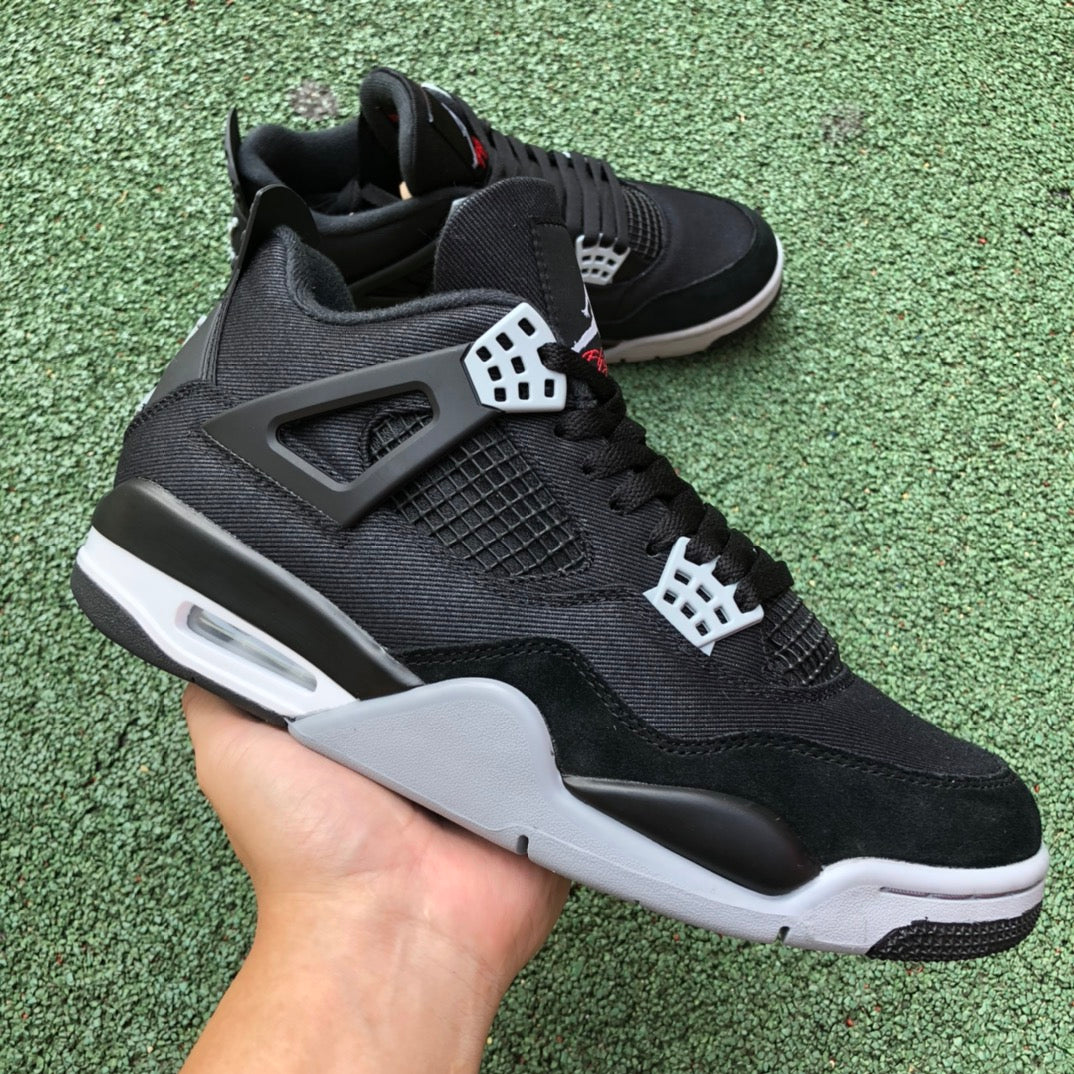 Jordan 4 Retro 