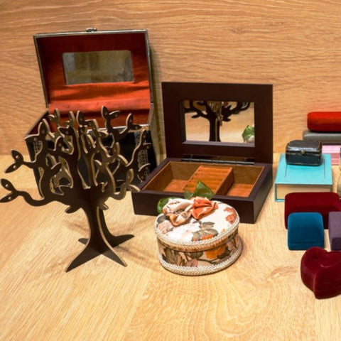 Shows a variety of items for holding and organize jewelry box, stands, etc.