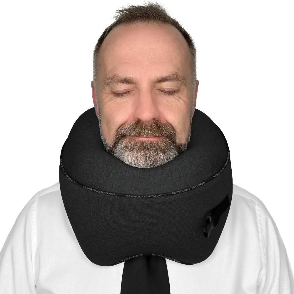 how to wear a travel pillow front position