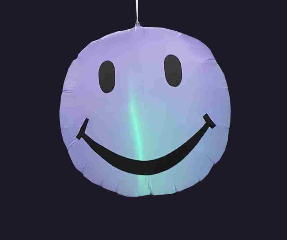 LED flashing happy face inflatable 