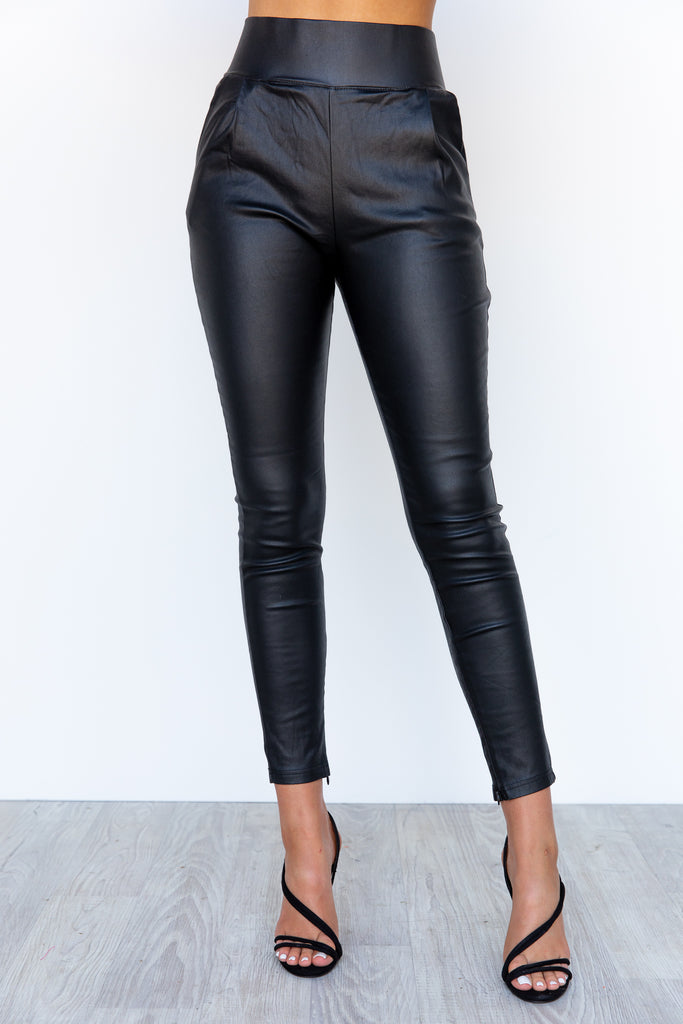 Back It Up Pants - Black