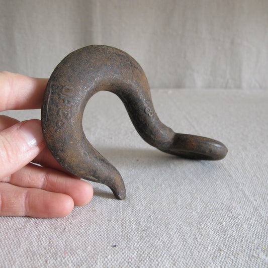 Large Hook Nautical Three Peg in the manner of Carl Aubock c