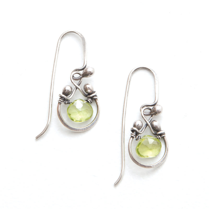 Zuzko Horseshoe Earring Peridot