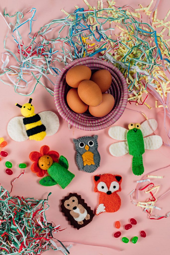Eco-friendly Easter Baskets | hand-felted finger puppets