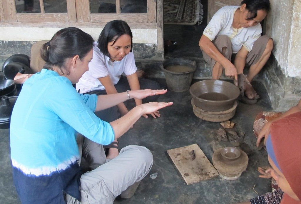 Ten Thousand Villages buyer, Dalaiah, visits Indoneisia to work with artisans to create the perfect Lombok Pottery designs. #LiveLifeFair