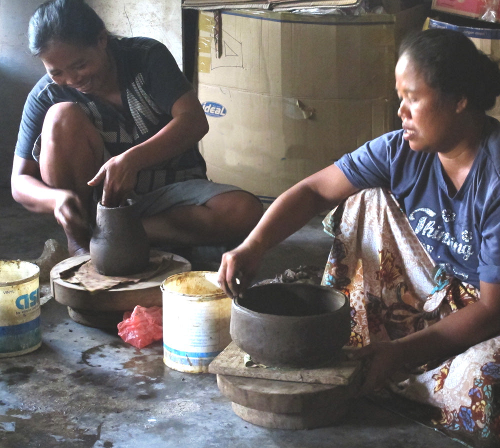 Paella—A recipe for bringing people together, Fair Trade handmade clay dish from Lombok, Indonesia