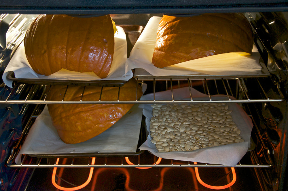 How-To - Pumpkin pie from scratch - roasted pumpkin seeds