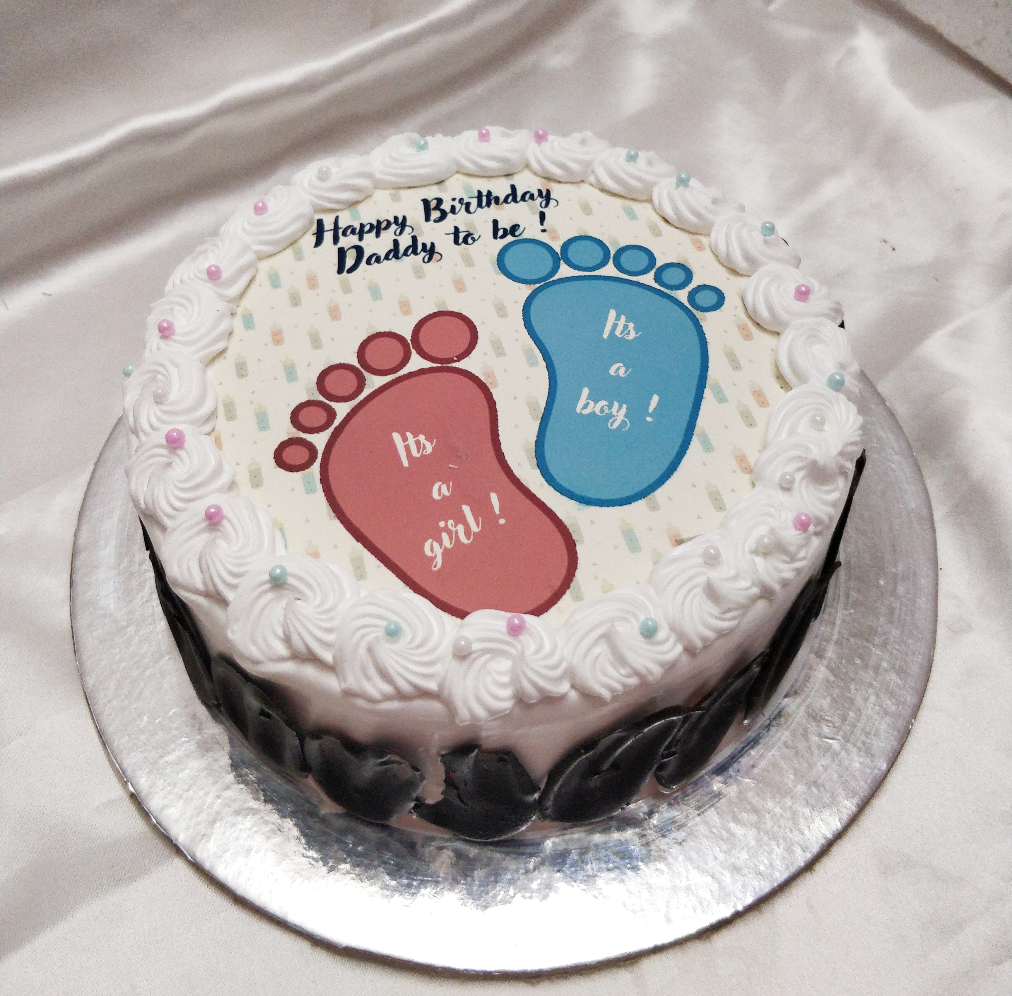 Send Anniversary Cakes Online in Kolkata - Design My Cake