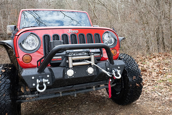 Gladiator R-type Automotive Winch on Jeep