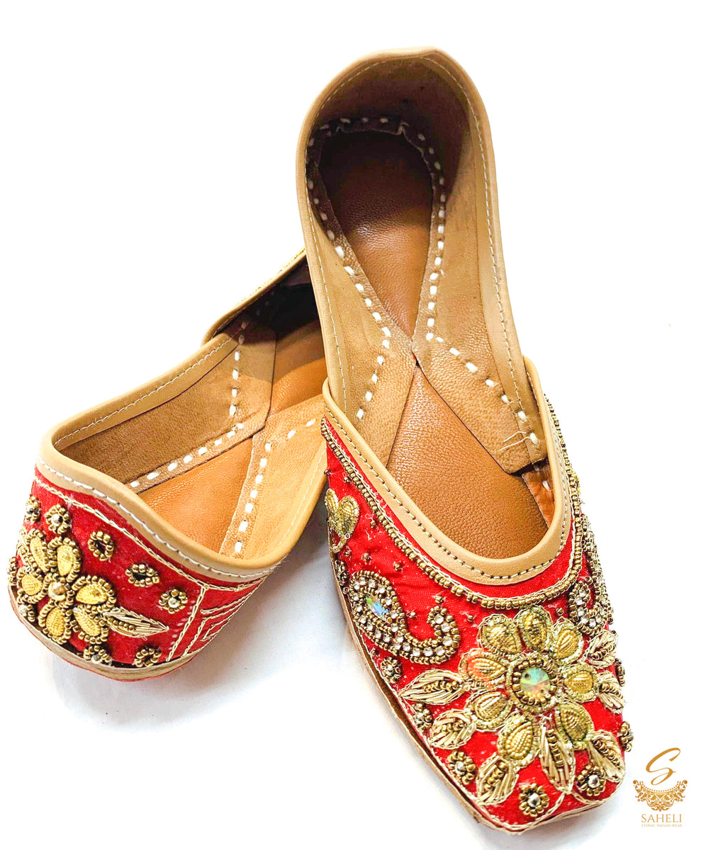 Maroon colour hand work beaded moti beautiful punjabi jutti– Saheli ...