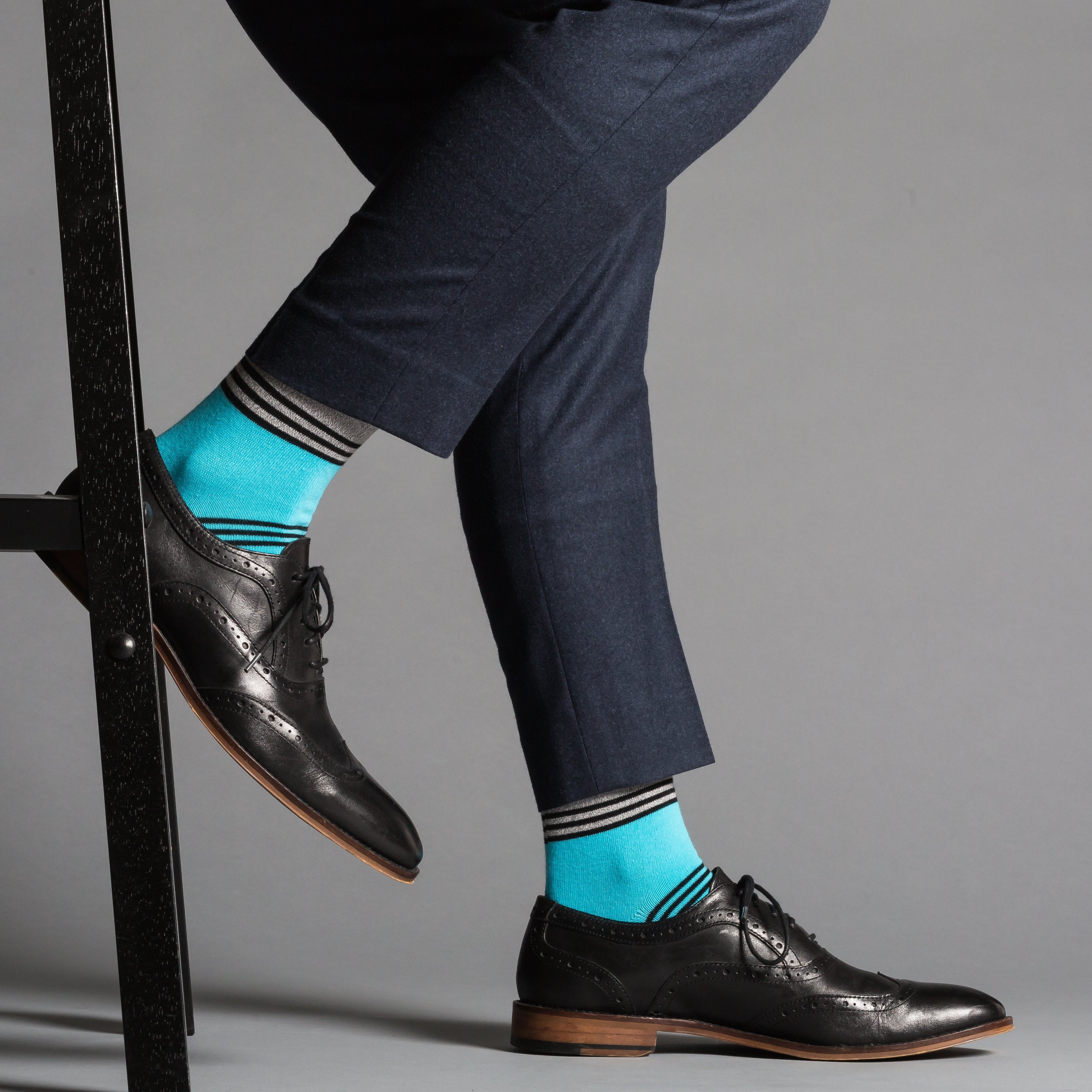 Gray & Bright Blue Color Block Socks - SprezzaBox