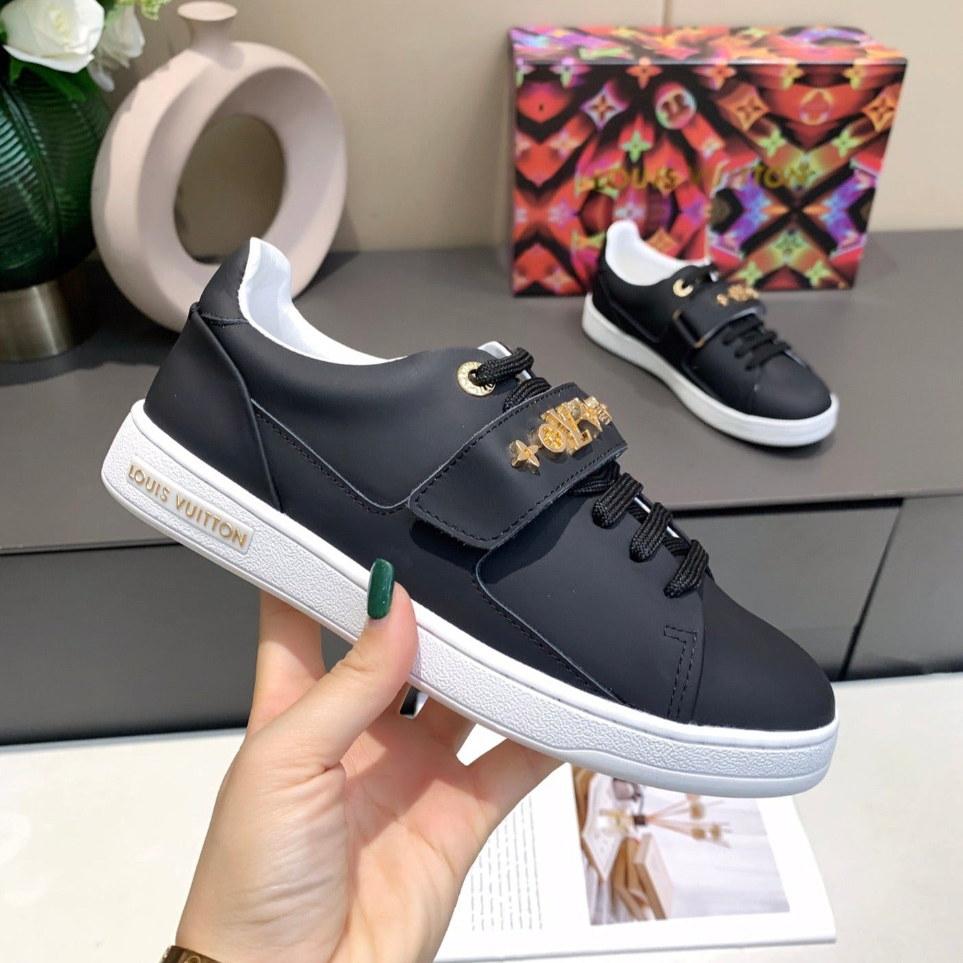 LV Fashion Simple Casual  Canvas Shoes