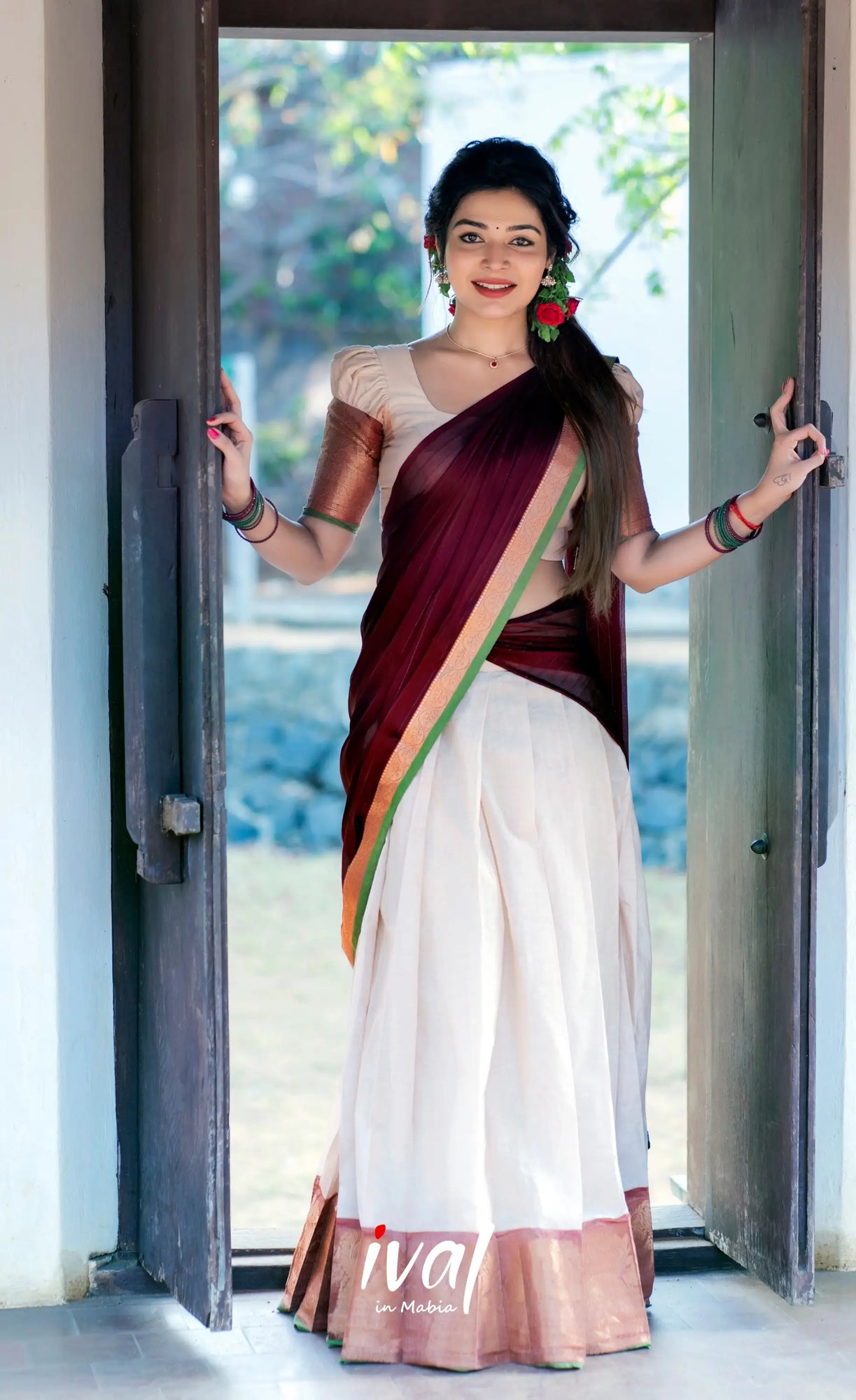 Old pattu saree convert to gown Done by @thahmi_mehandi_tailoring  #karaikaldiaries #karaikalctiy #karaikalmakeupartist #karaikal… | Instagram