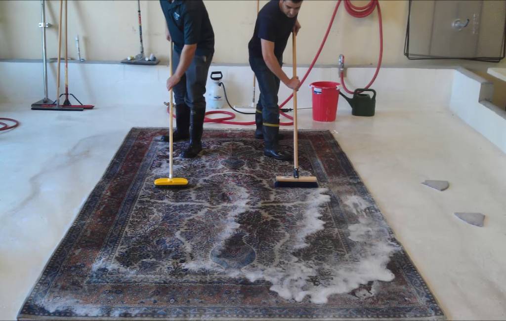 How to Wash Silk Rugs Like A Pro