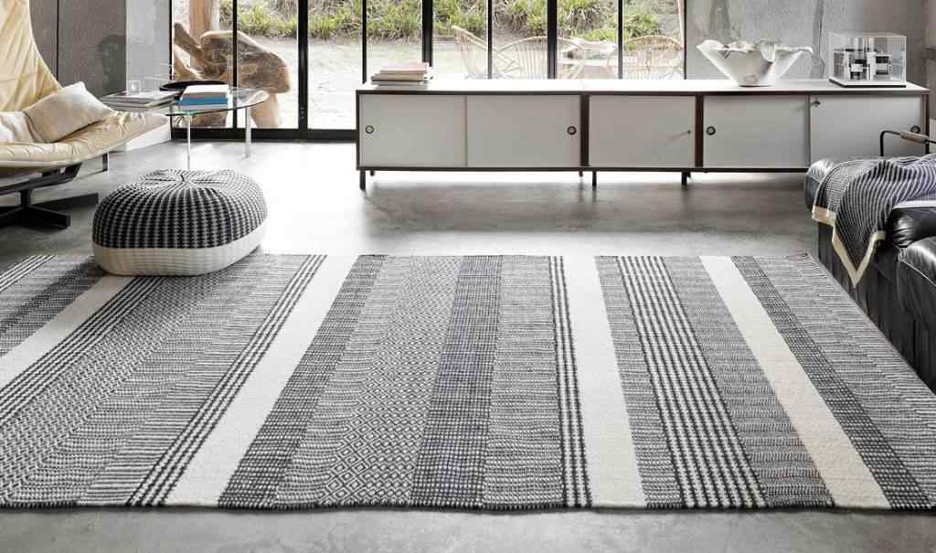 Select A Patterned Rug For Visual Interest
