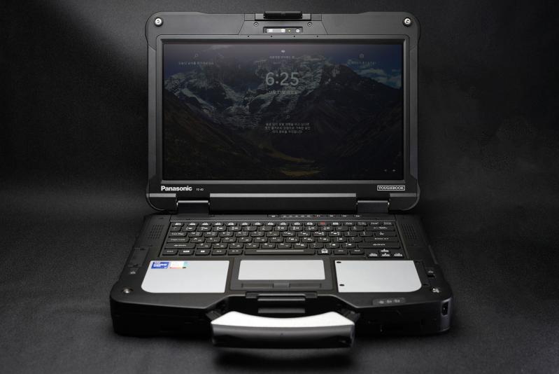 Panasonic Toughbook 40