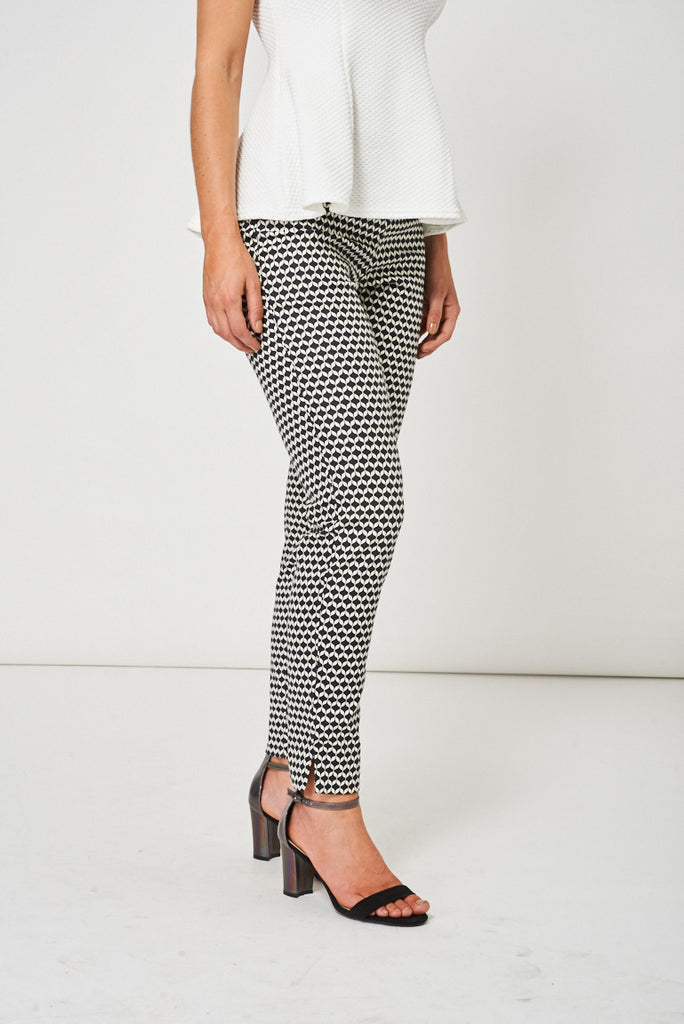 monochrome cigarette trousers