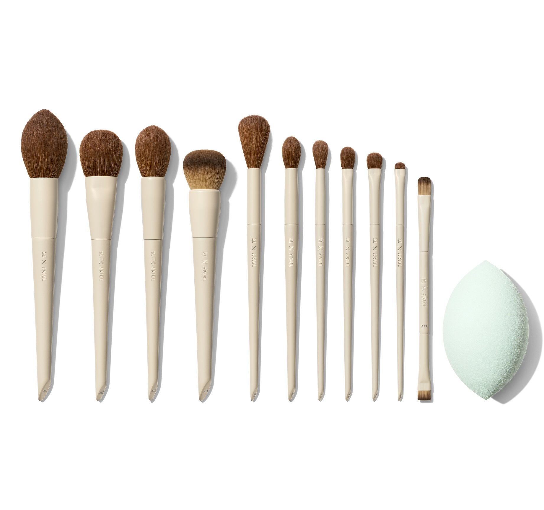 Signature Look 12-Piece Face & Eye Brush Set