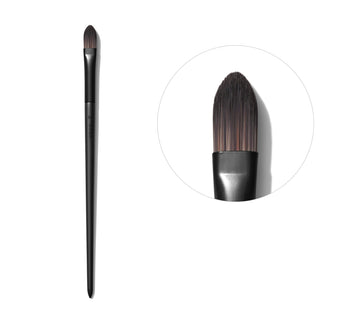 M6 - Flat Buffer Foundation Brush