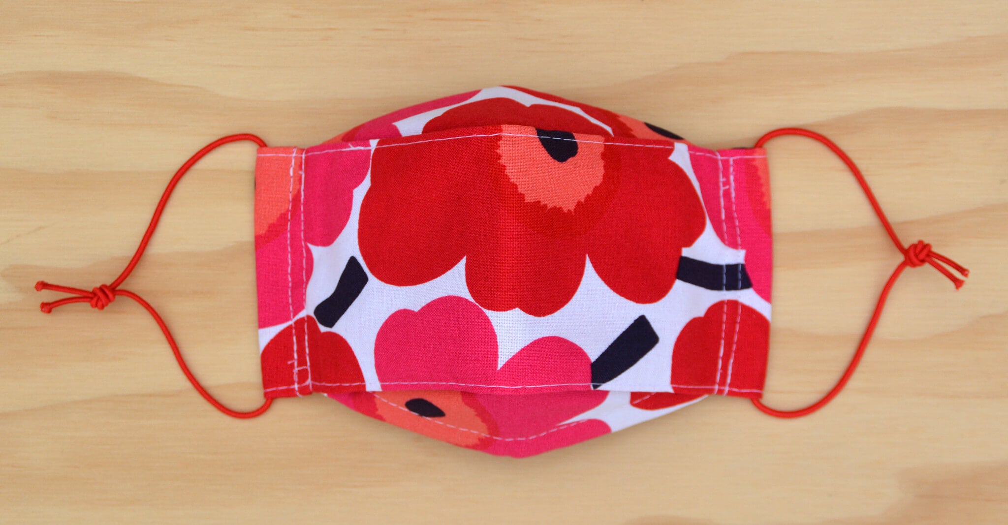 Face Mask - Marimekko - Pieni Unikko - Maija Isola - red - Kitty Came Home