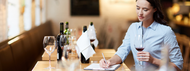 How to become a wine sommelier