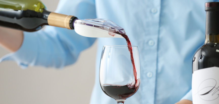 What does a wine aerator do?