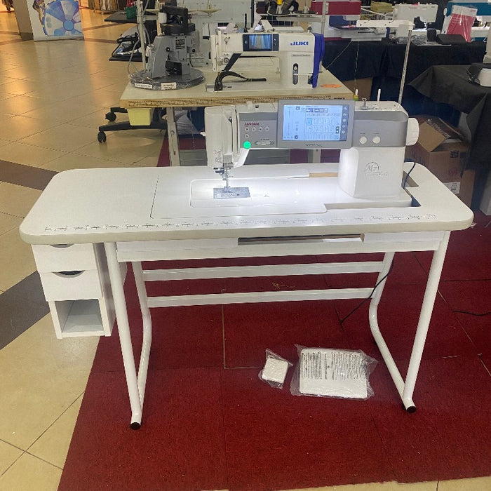 Janome CM7P Continental M7 Professional Quilting Machine + 5 Years War