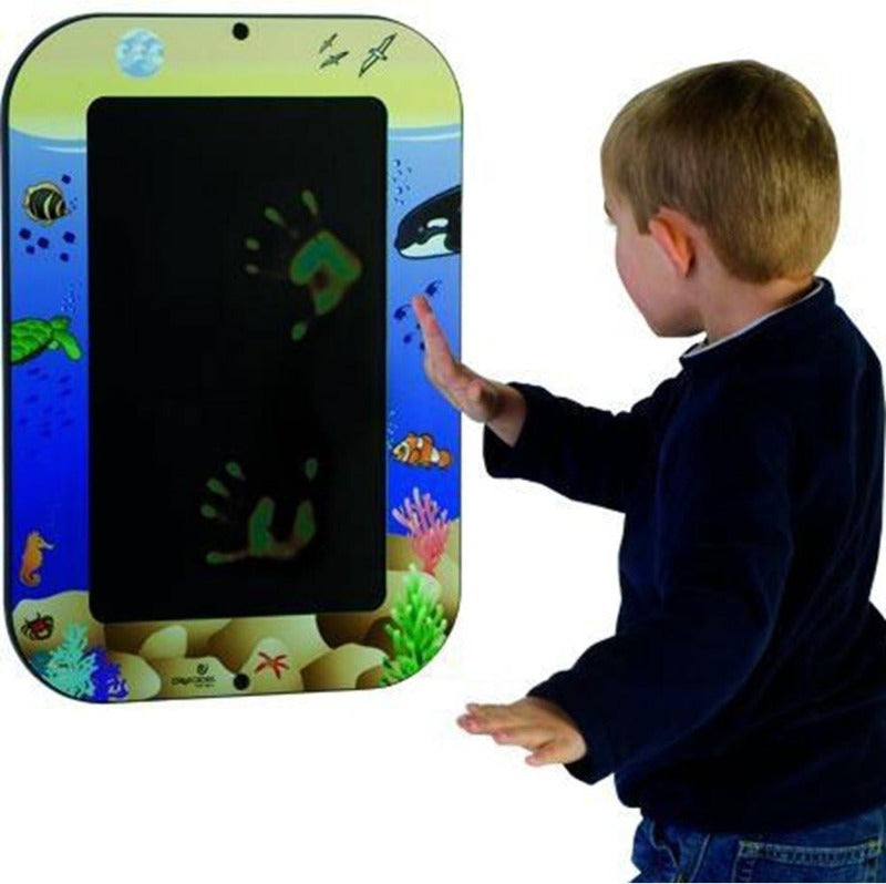 heat sensitive wall toy