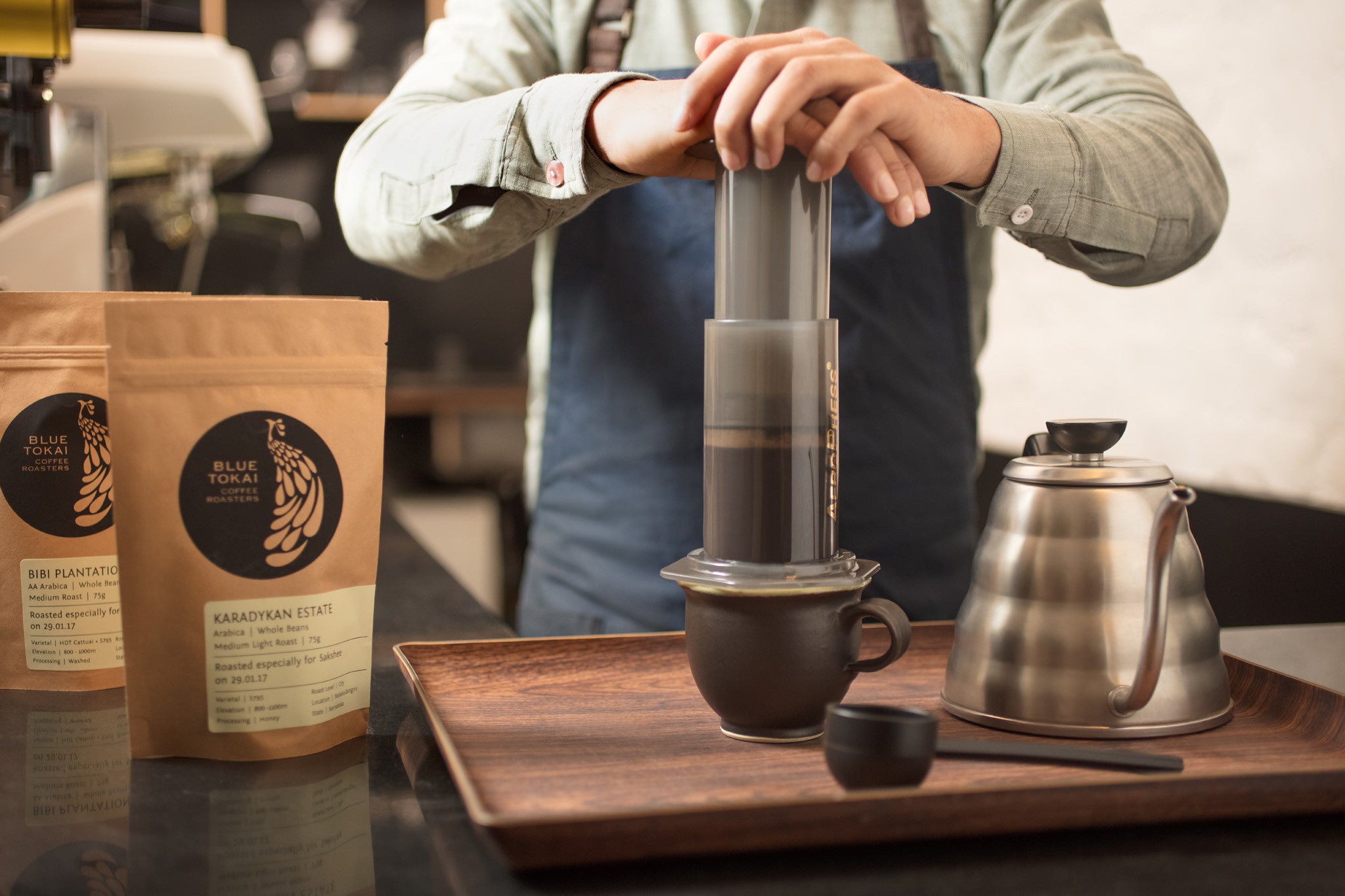 AeroPress Explained: A Guide For The Utterly Clueless - The Coffee Universe