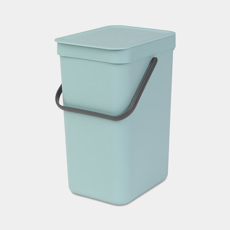 covered waste bin