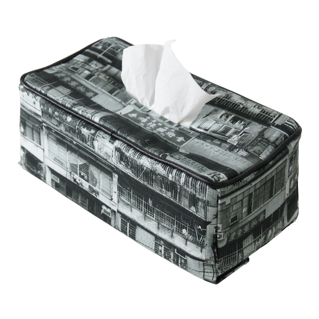 white tissue cover